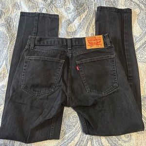 Black Levi’s 505 Jeans